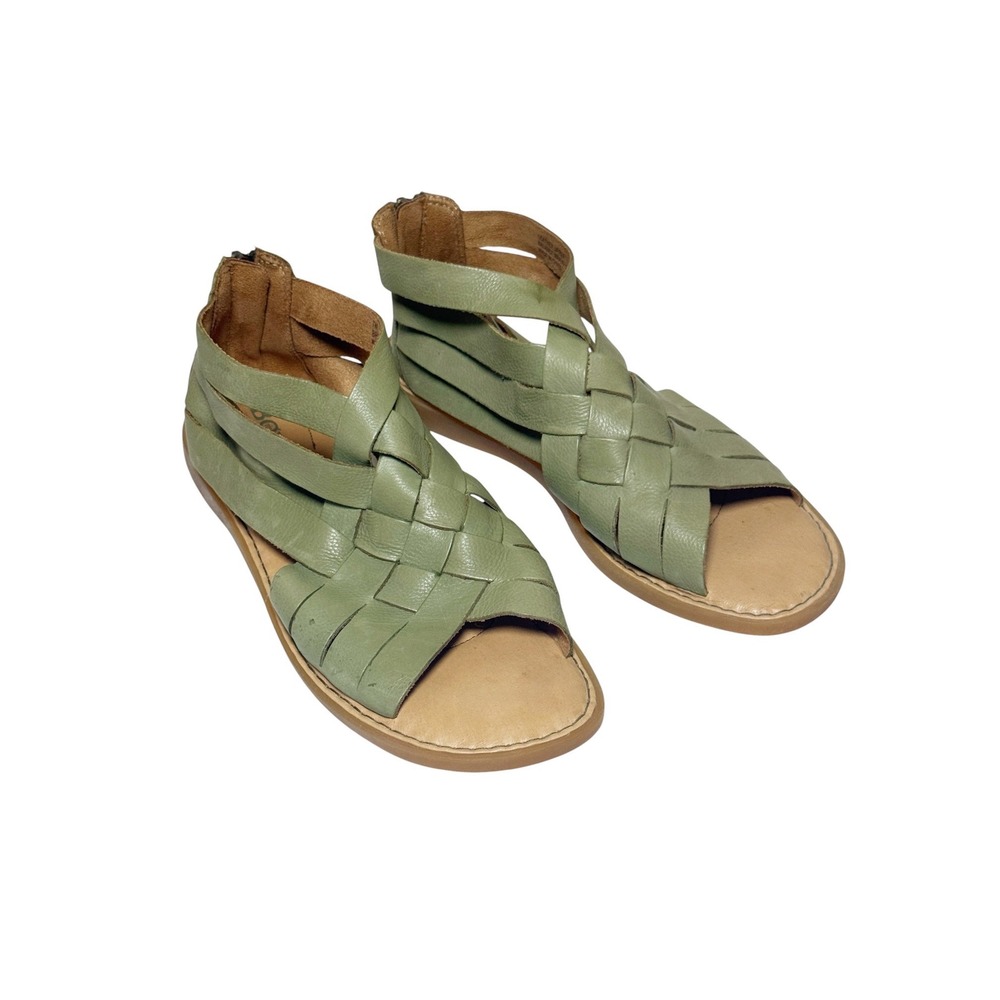 BORN Sage Green Leather Woven Gladiator Strappy Flat Sandals Back Zip Size 7